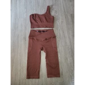 Mirity 2 piece brown ribbed athletic set Juniors small